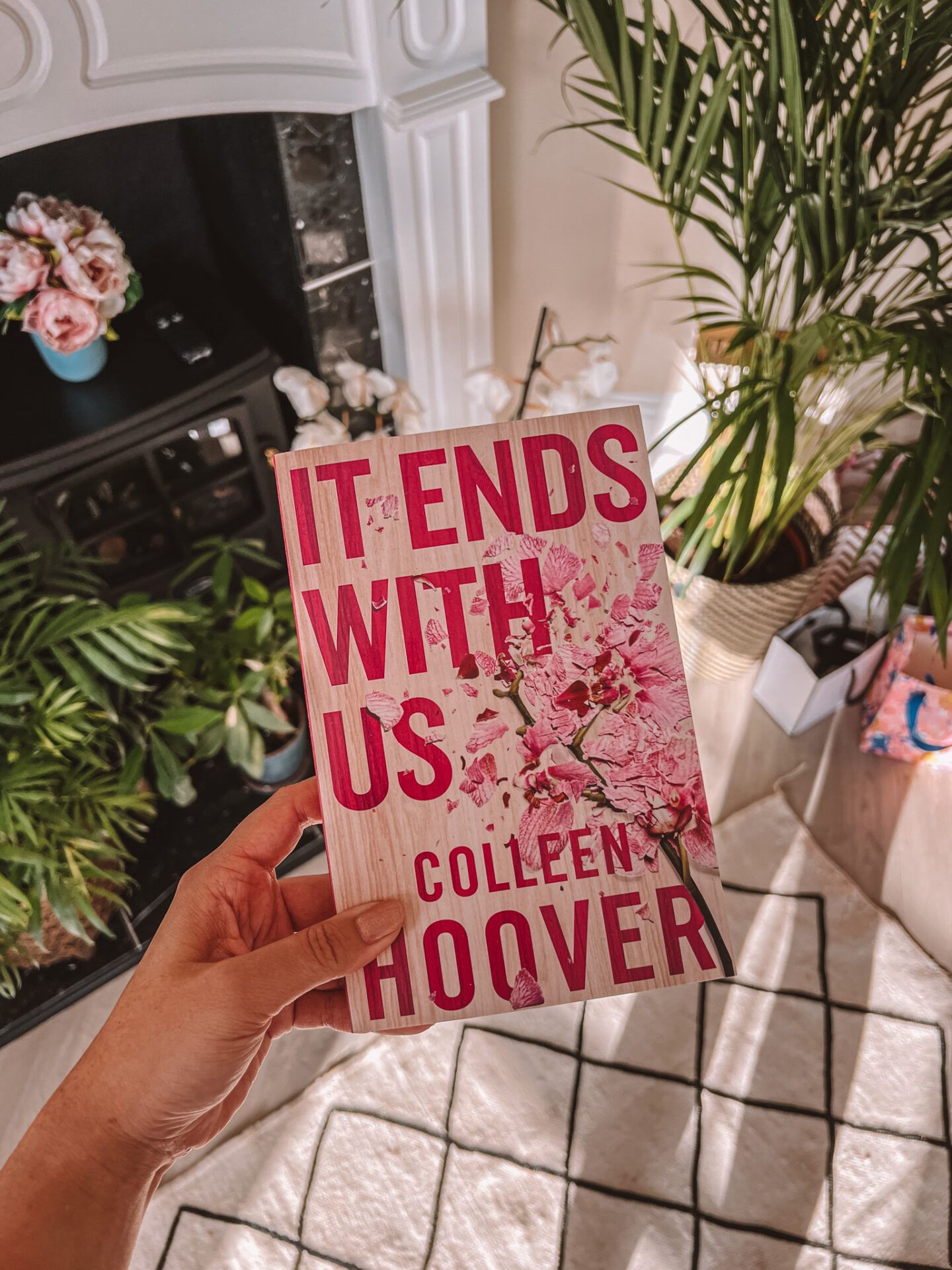 Books Like It Ends With Us by Colleen Hoover