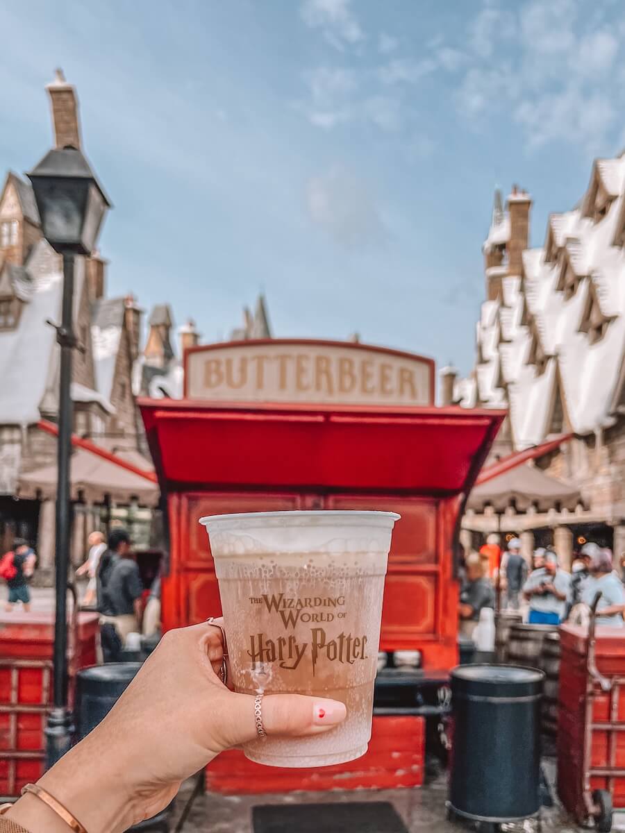 Butterbeer at Wizarding World at Universal Studios Orlando 