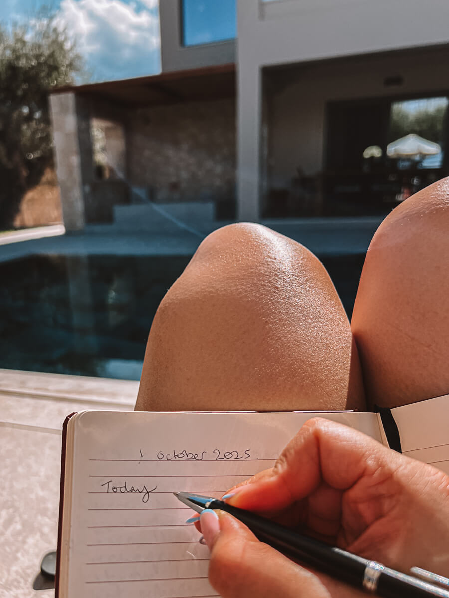 Morning pages on reading retreat by Aweventurer in Greece 