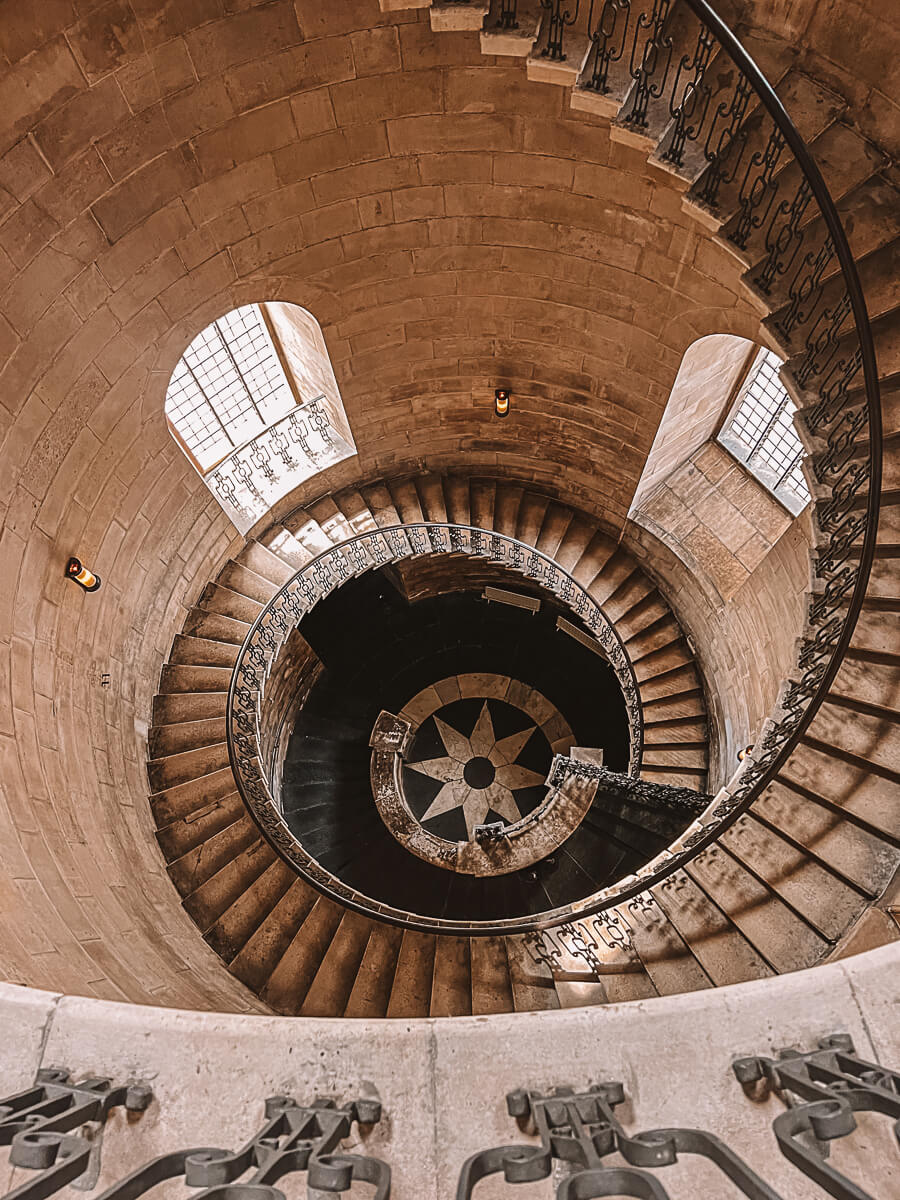 The Geometric Staircase inside St Paul's Cathedral - one of the most beautiful Harry Potter filming locations in London.